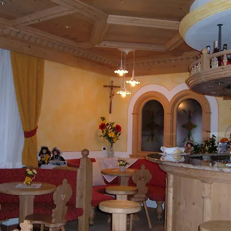 Aurora Hotell Rocca Pietore