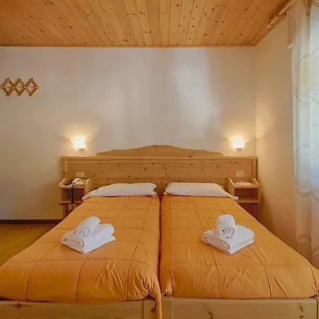 Hotel Aurora 3*