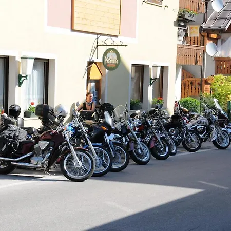 Aurora Hotell 3*